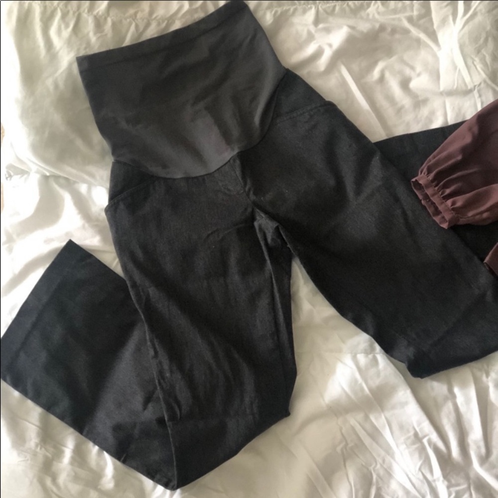Motherhood maternity outfit